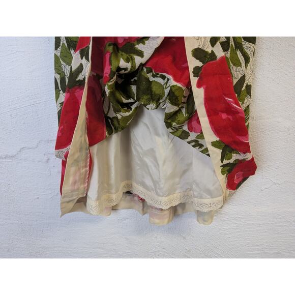 We Love Vera Strapless Sundress Womens 2 Green Leaves Red Strawberries Wedding - Picture 3 of 8